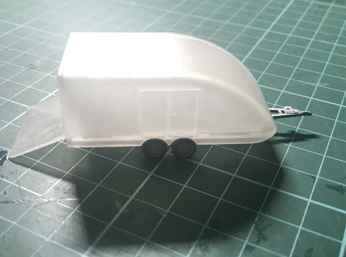 Closed Car Transporter 3d printed On Herpa trailer