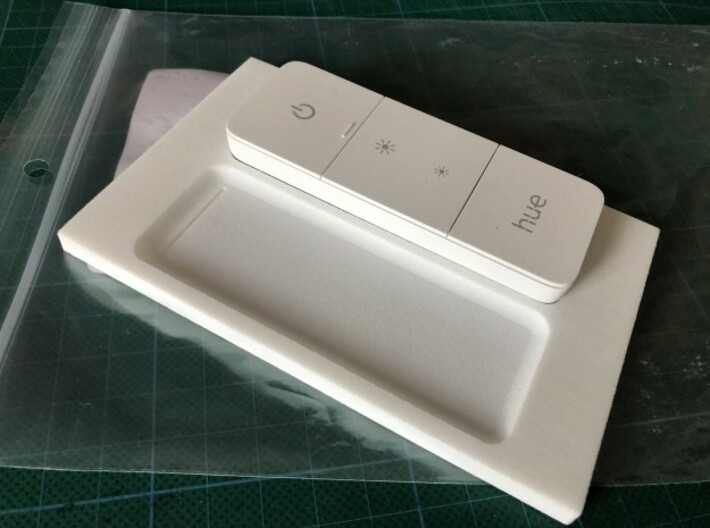 Philips Hue V2 remote, double, narrow Faceplate 3d printed 