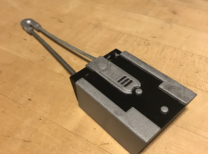 Tracking Fob (SW:TM) 3d printed Modified to add switch for light control