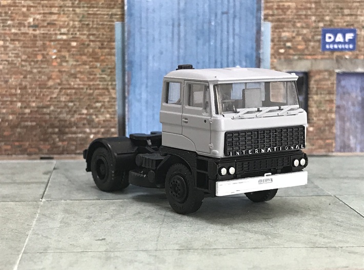 Conversion kit for DAF International 2800 3d printed Front view, with grill, wipers and air-deflector