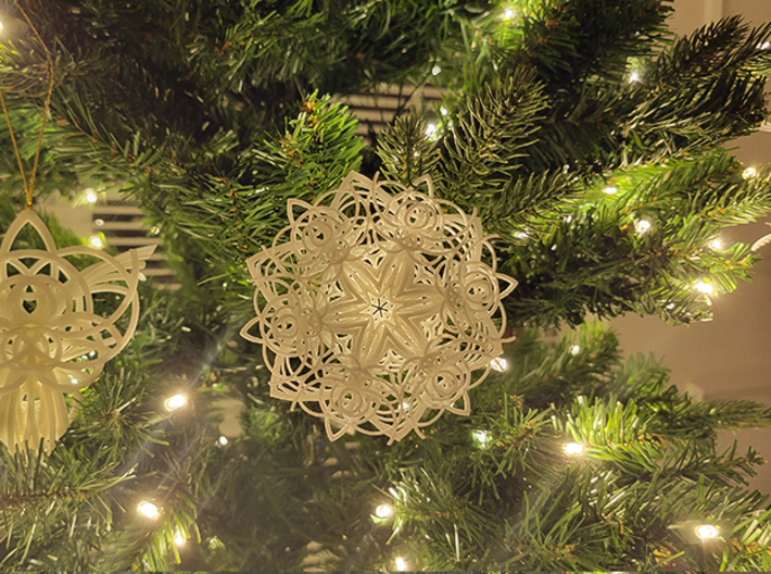Snowflake Ornament 3 3d printed A perfect Christmas tree decoration