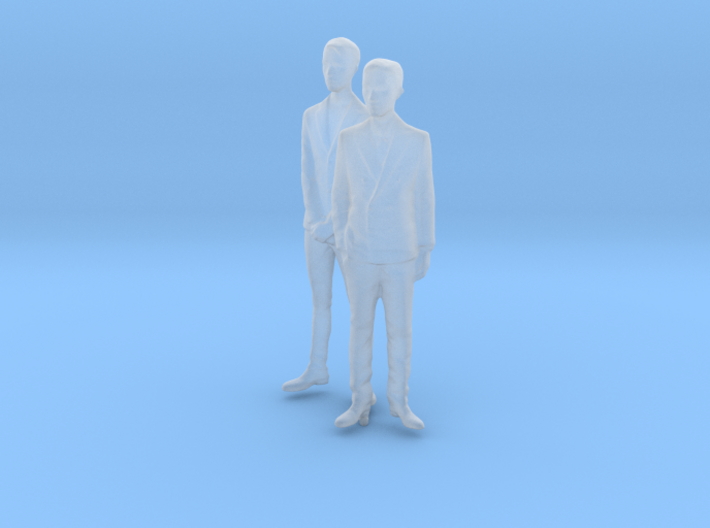 1/35 Two Men in Suit 3d printed