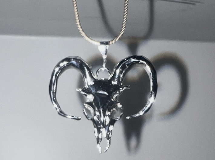 Goat Skull Pendant 3d printed 