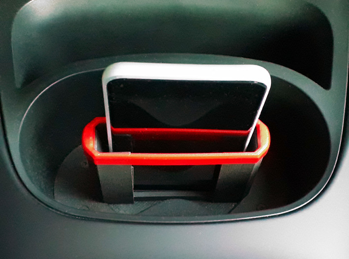 Toyota Yaris 2017-2019 Smartphone Holder 3d printed Holder installed with Pixel 5 inside
