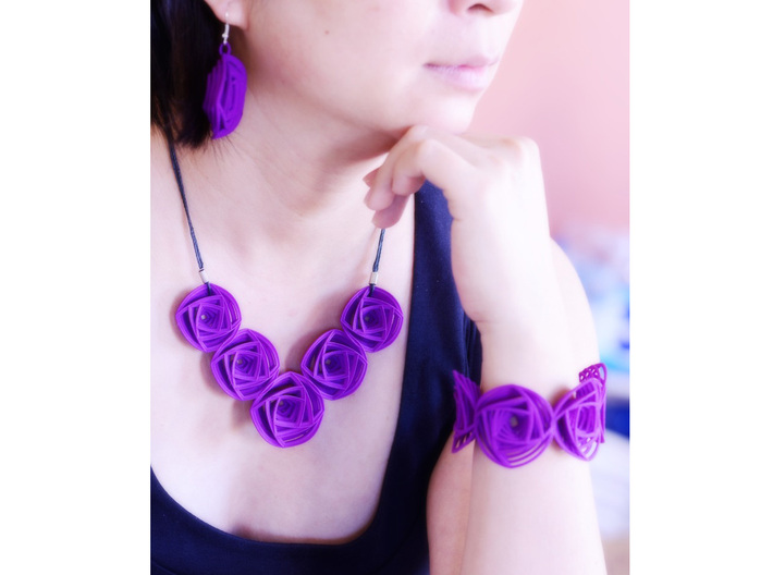 Rose Stripes Necklace 3d printed Rose Stripes Jewelry Set in Purple