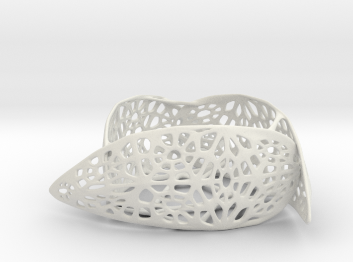 The Tri-leaf Pendant Necklace 3d printed
