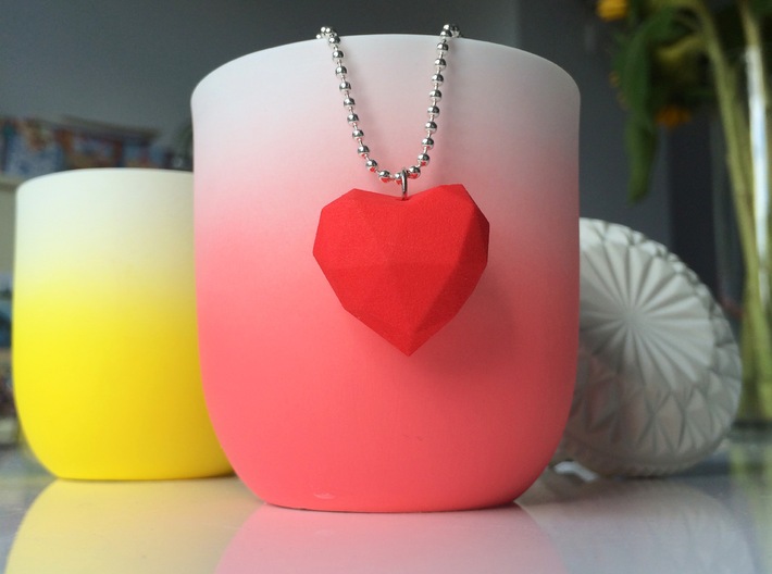Heart Facet Pendant 3d printed Red version with ballchain necklace