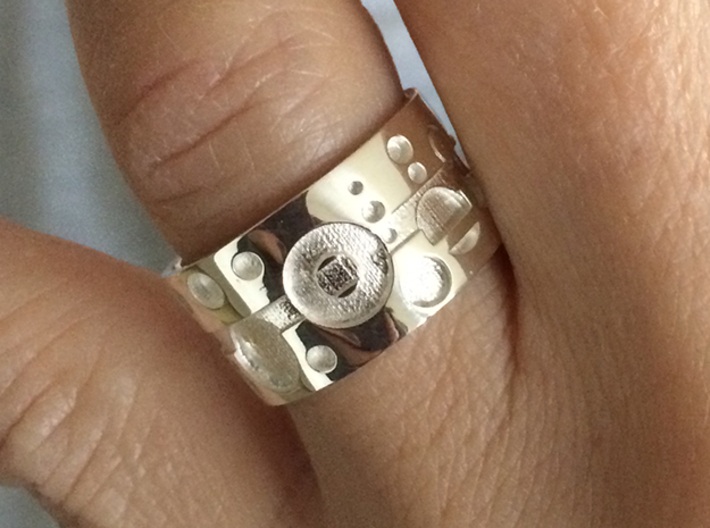 Gallifreyish Ring - Size 9 3d printed Polished Silver