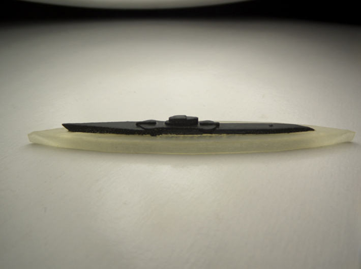 USS Narwhal (SS167) 1:1800 3d printed Comes unpainted.