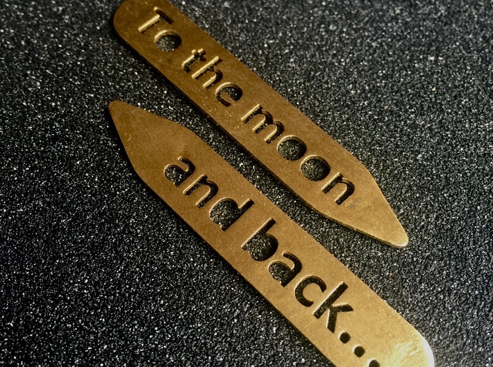 Collar stay: To The Moon and back... 3d printed