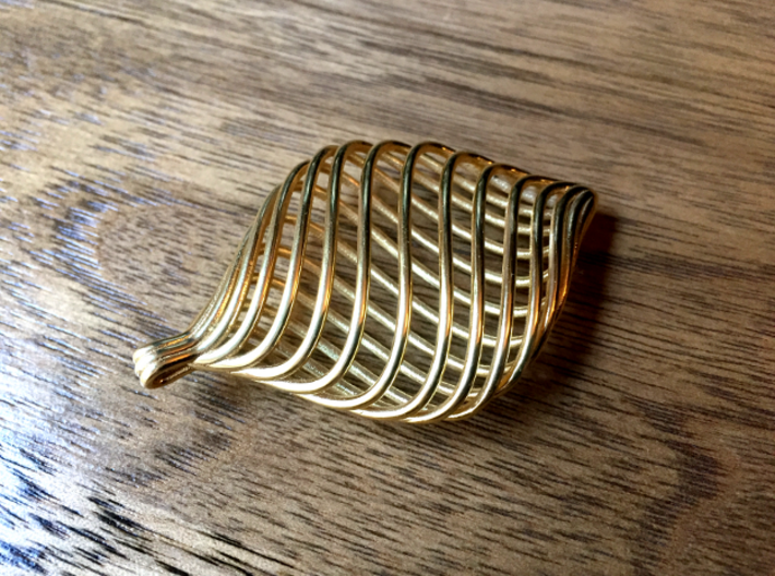Twisted Pendant 3d printed 
