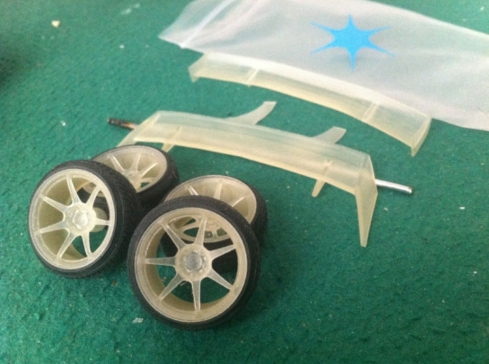 1/24 326Power+BCL wing+18&quot; MB Battle wheel Pack 3d printed