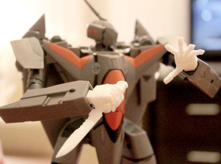 VF-11 Relámpago - Hands; Knife Wielding + Fist 3d printed NOTE; Dynamic Hands are not included in this set.