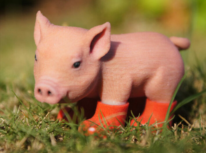 Piglet In Red Boots 3d printed