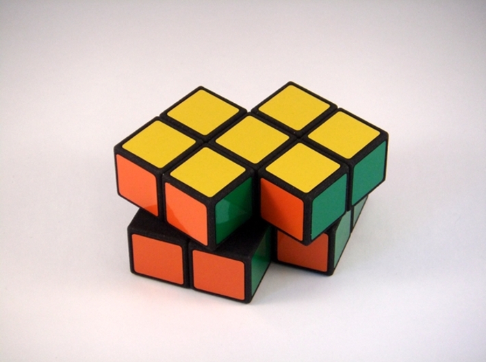 Siamese 2x2x2 Puzzle 3d printed Mid-Turn