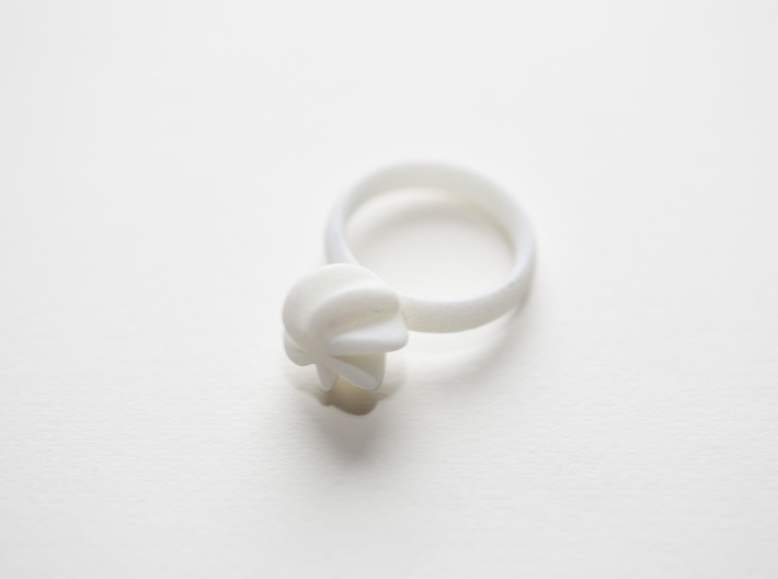 Flora Ring 3d printed Flora Ring in White Strong & Flexible