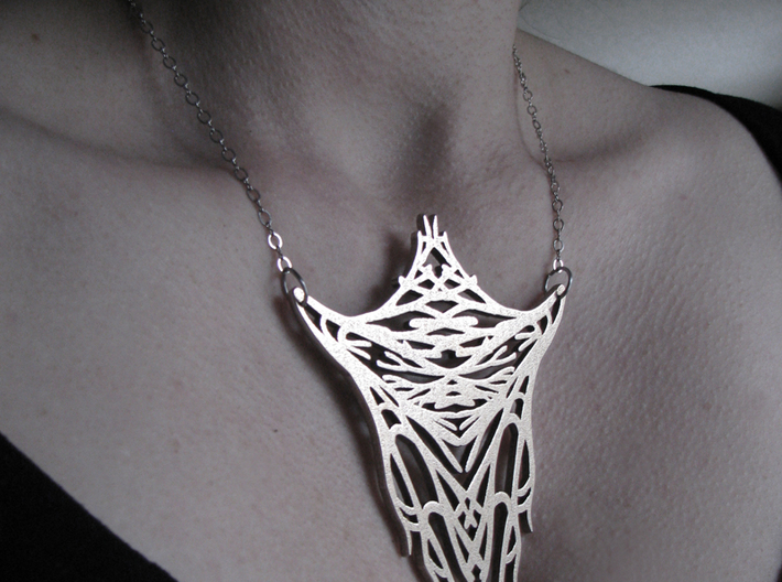 Insect Necklace I 3mmx2.9w 3d printed