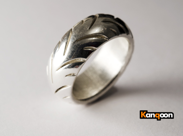 Ray Zing - Tire Ring Massiv 3d printed Polished Silver printed in US 9.25