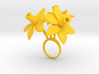 Ring with three large flowers of thee Daffodil 3d printed 